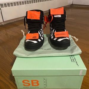 Off-white Off Court Sneakers Black/white Multi-